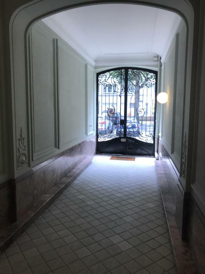 Appartement Chic บรัสเซลส์ ภายนอก รูปภาพ